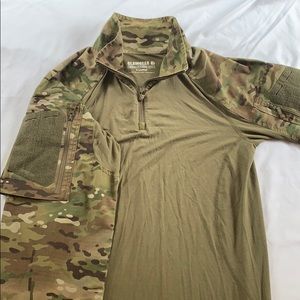 Excellent condition Clawgear Combat Shirt SZ XL